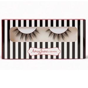 ✨🆕💖💫AMY JUNE LASHES, LIZ 3D SILK EYELASHES💫💖